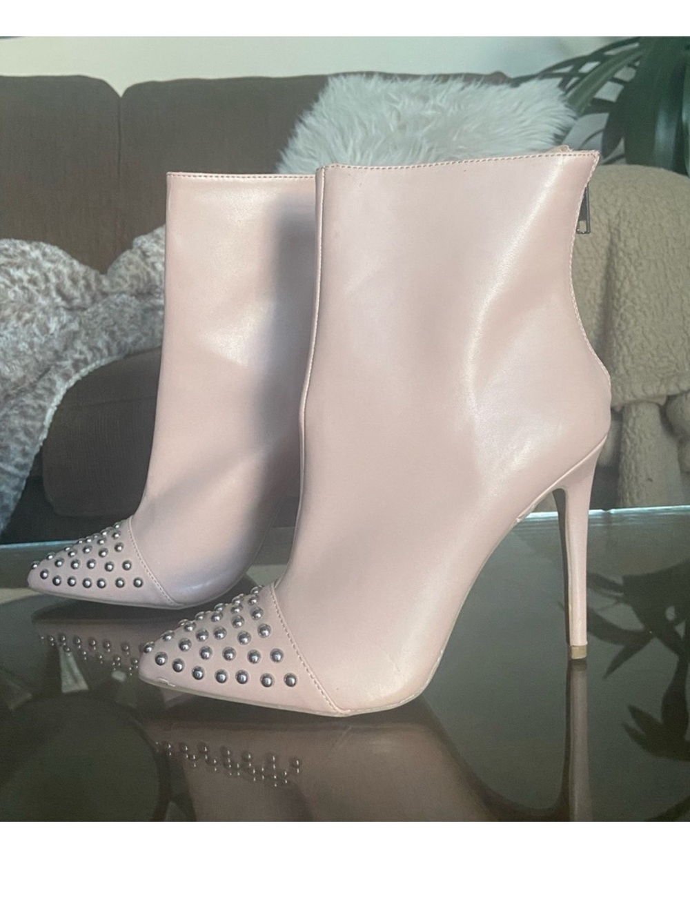 ☀️ Wild Diva ☀️ nude studded heeled booties
